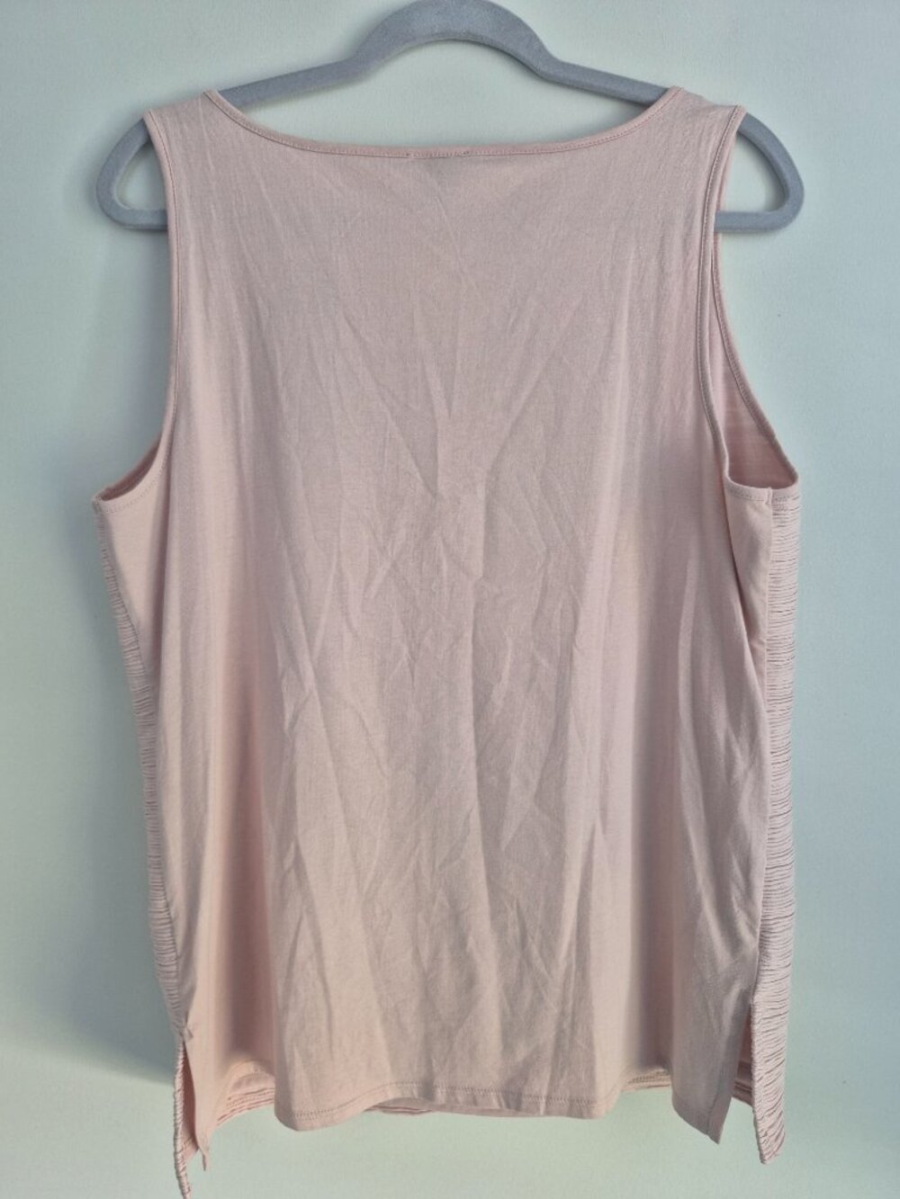 Ann Taylor Sleeveless Textured Shell – Pink – Size L - NWT - Picture 4 of 7